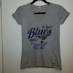 🌻 St. Louis Blues Shirt!